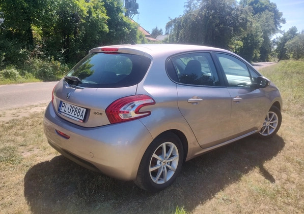 Peugeot 208 cena 22900 przebieg: 196500, rok produkcji 2012 z Leszno małe 67